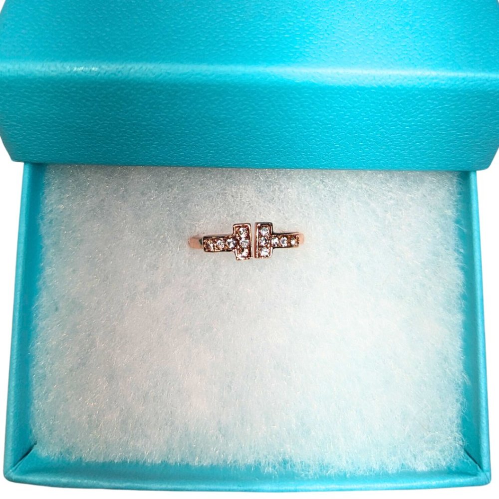 SOLD Adjustable Rose Gold-Tone Stackable 'T' Wire Ring - NWT - Picture 2 of 6